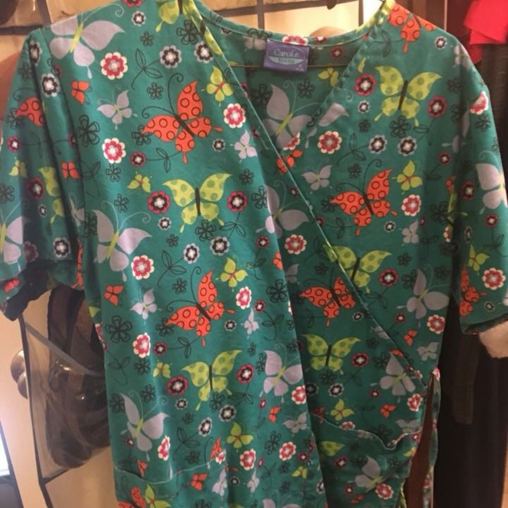 Butterflies scrub top
